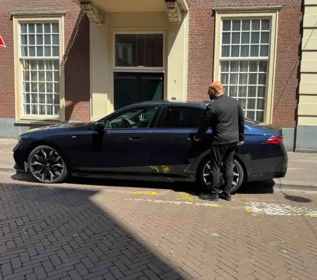 Zakelijke taxi met chauffeur